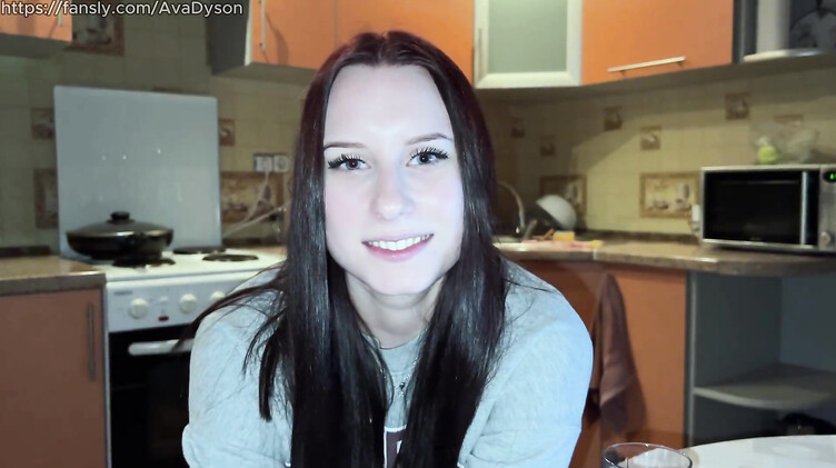 Соскучилась за членом бывшего и пришла на секс по дружбе