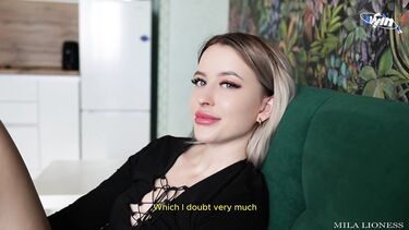 Опять оплачивает отсосом свою часть за аренду квартиры