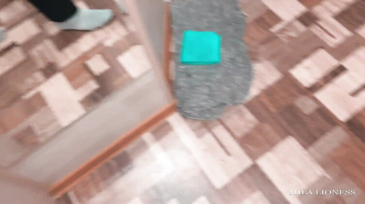 С сюжетом: Студентка решила вопрос с экзаменом перепихнувшись с учителем