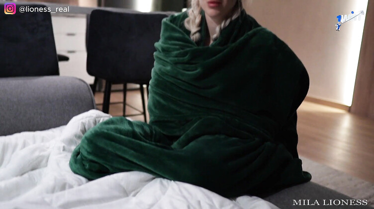 Нашла утешение на члене сводного брата после ночного кошмара