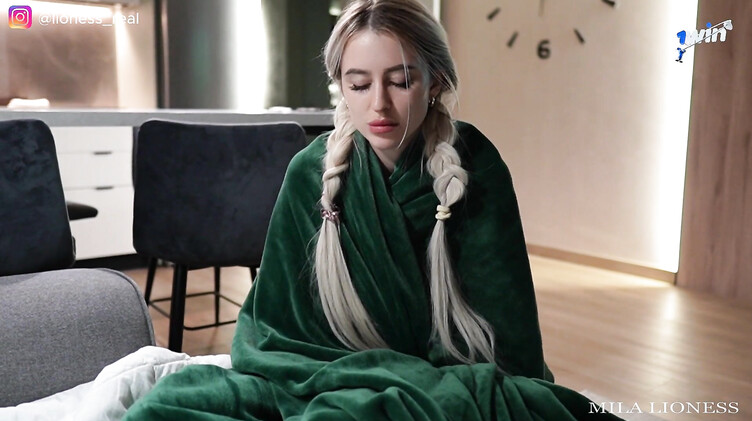 Нашла утешение на члене сводного брата после ночного кошмара