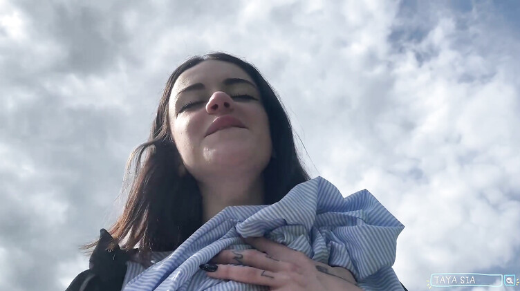 Пикник с любимой девушкой закончился страстным сексом на природе