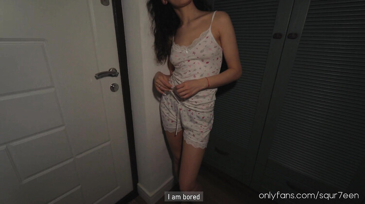 Кудрявая жена от скуки трахнулась с соседом