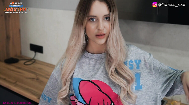 Угостил сводную сестру членом вместо утреннего кофе