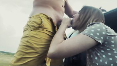 Отодрал на капоте тачки девушку без прав