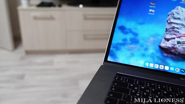 Сочный отсос и трах раком в ролевой игре в медсестру и пациента