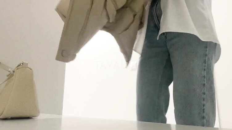 Пришла с блядок и оказалась на члене сводного брата