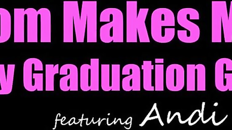 Мачеха отсосом и еблей поздравила пасынка со званием магистра