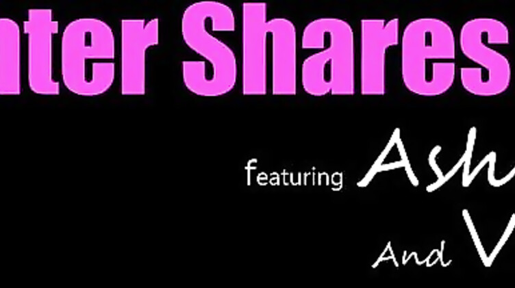 Хахаль мамы по очереди ебет киски милфы и ее дочери