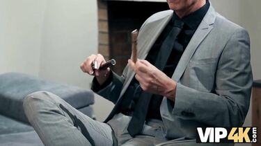 Старый аристократ выебал невесту сына и благословил брак
