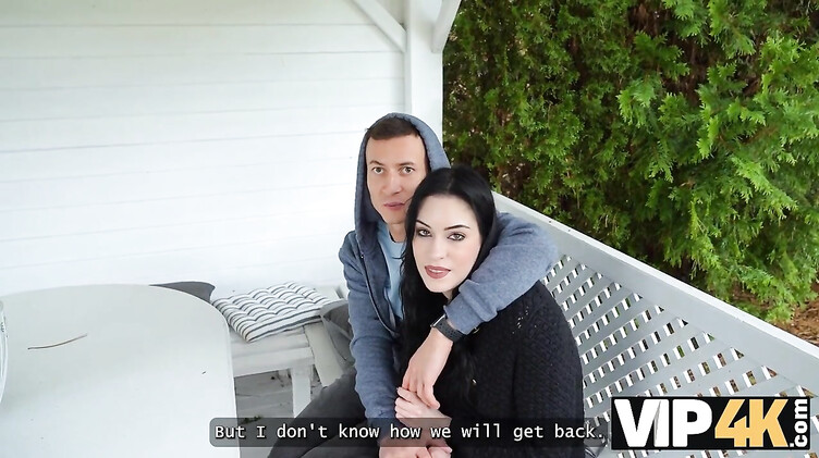 Подборка измен телок при мужьях за деньги