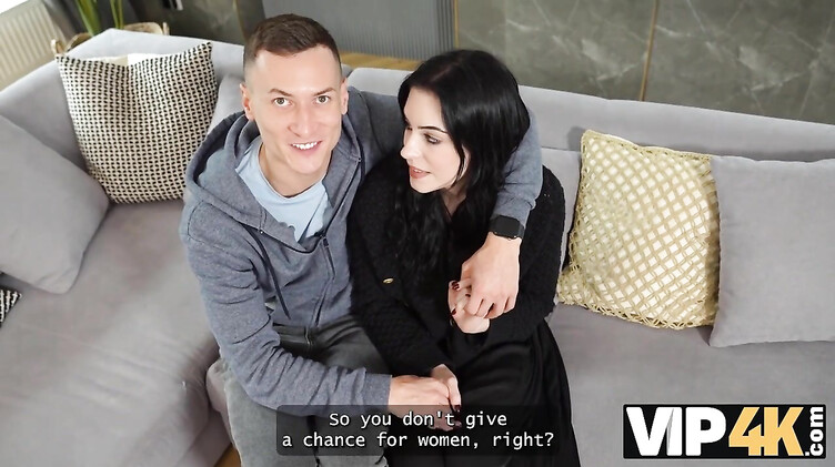 Подборка измен телок при мужьях за деньги