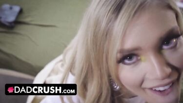 Горячий инцест красотки Кали Роузес с отчимом