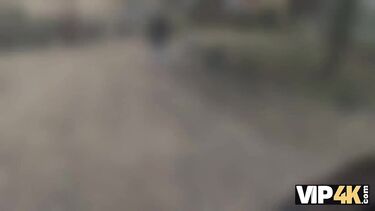 За деньги жестко трахнул и отшлепал замужнюю брюнетку