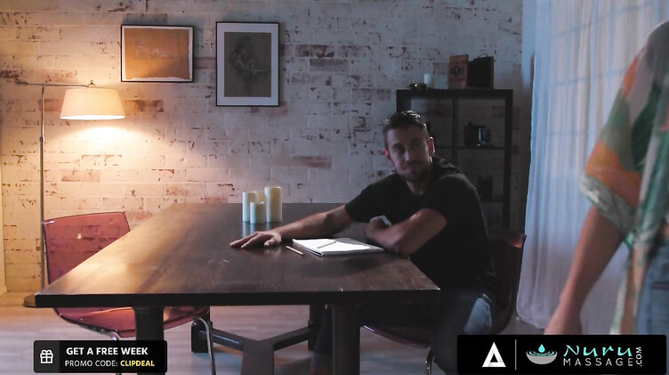 Студент выебал мачеху массажистку после нуру массажа