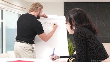 Анальная ебля с бизнес коучем с долбежкой киски самотыком