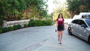 Reagan Foxx: Рейган Фокс пришла к соседу и оказалась насаженной на черный хуй