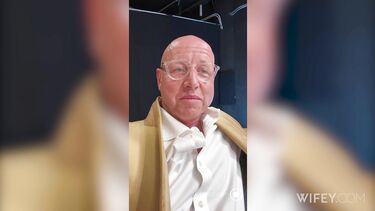 Муж привез 50-летнюю сексвайф на разъеб нигерскими членами