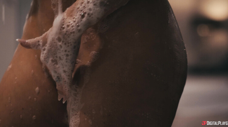 "Под ножом", эпизод 1: пластический хирург Мик Блю изменяет жене со своей молодой ассистенткой