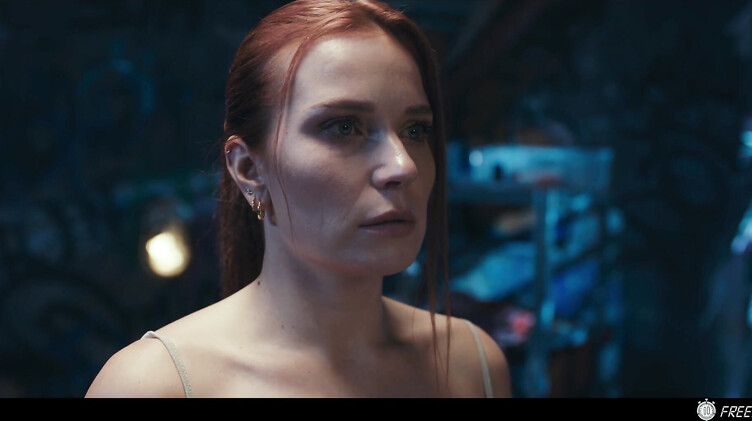 Заморозка времени: бомж ебет телку с битой до оргазма