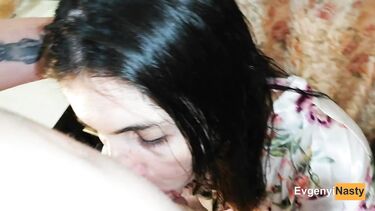 Хочешь я приласкаю тебя? Пикантная домашка с громкой русской брюнеткой Настей