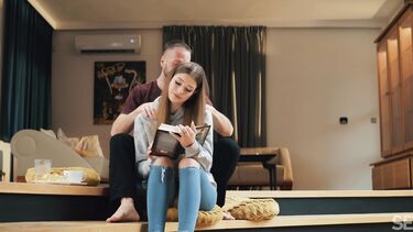 "Мы сами пишем свою историю" - эрофильм с Оливией Спаркл