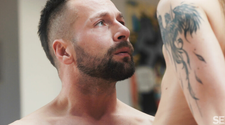 "Мы сами пишем свою историю" - эрофильм с Оливией Спаркл