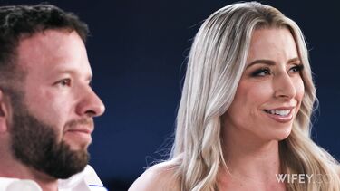 Два негра прут чужую жену сексваф на глазах ее мужа