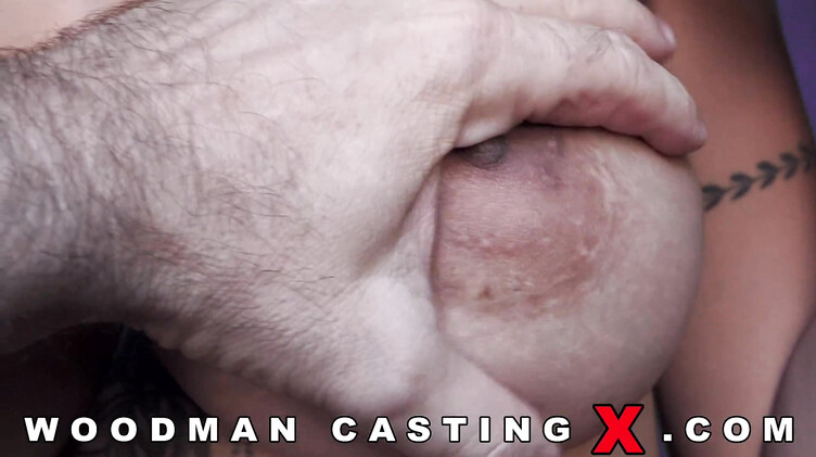 Вудман ебет бритое очко сочной венесуэлки Йоргелис Карилло