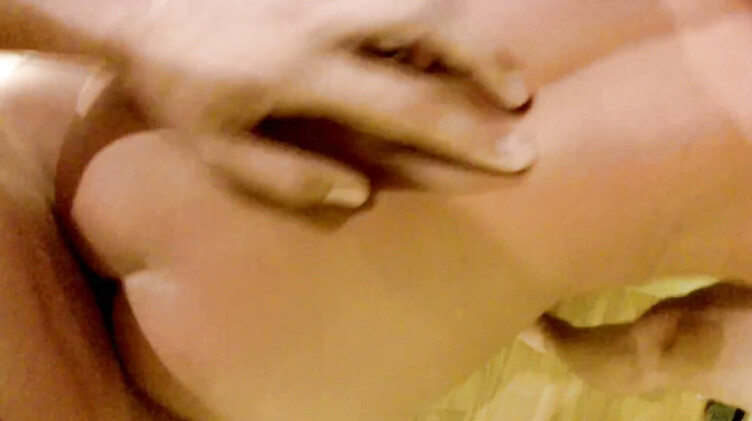 Сексвайф Вероника снимает МЖМ отчет для мужа с двумя любовниками