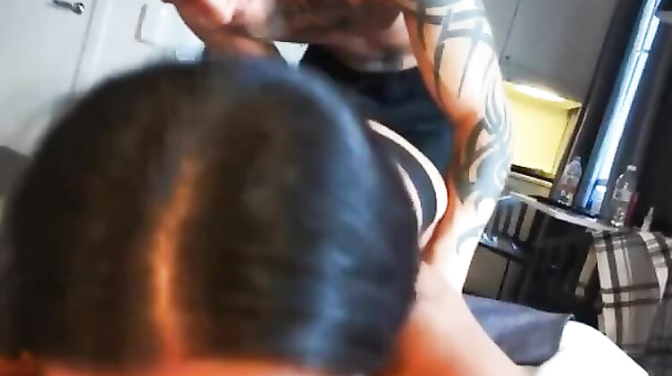 Домашка с сексвайф Вероникой и другом семьи