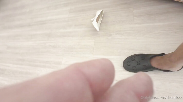 Африканец Дредд с огромным копьем пронзает киску жопастой Сами Хейз