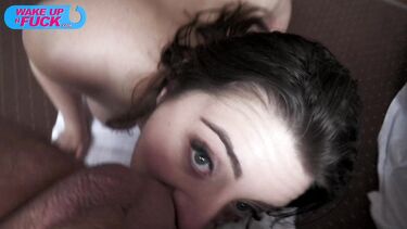 Анальный МЖМ Луны Долл и моча в рот на утро после кастинга Вудмана