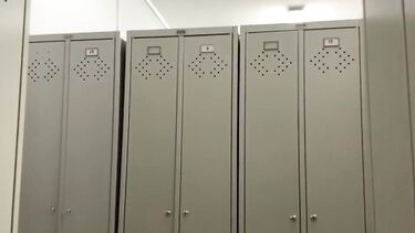 Вебкам стриптиз на заводе от симпатичной сотрудницы цеха