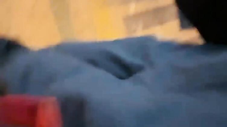 Вебкам стриптиз на заводе от симпатичной сотрудницы цеха