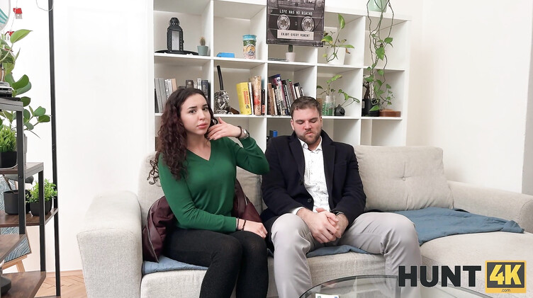 Разоблачил скаммершу и трахнул ее в присутствии мужа