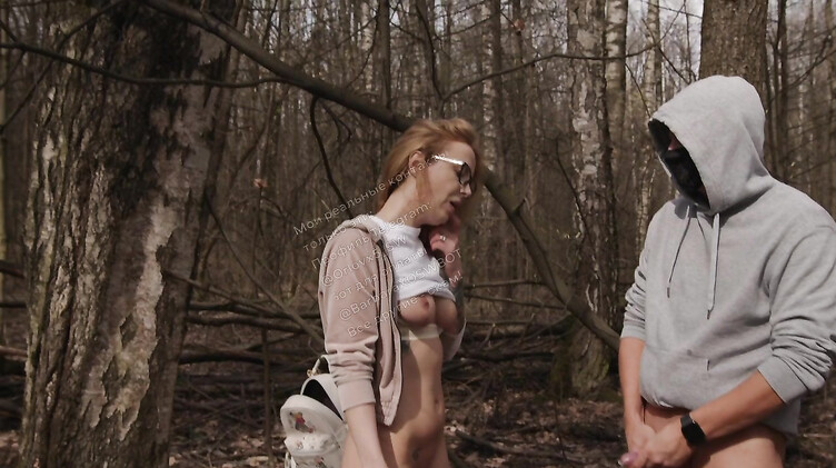 Сексвайф Ольга Орлова трахается с двумя незнакомцами в лесу при муже (грязные диалоги)