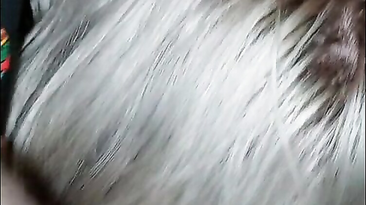 Друзья мужа ебут Алину сексвайф в рот и пизду в гандонах