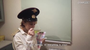 Травокур ебет участковую на обходе дома