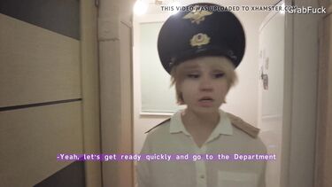 Травокур ебет участковую на обходе дома