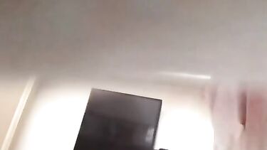 Стриптизер ебет Елену Беркову раком в отеле