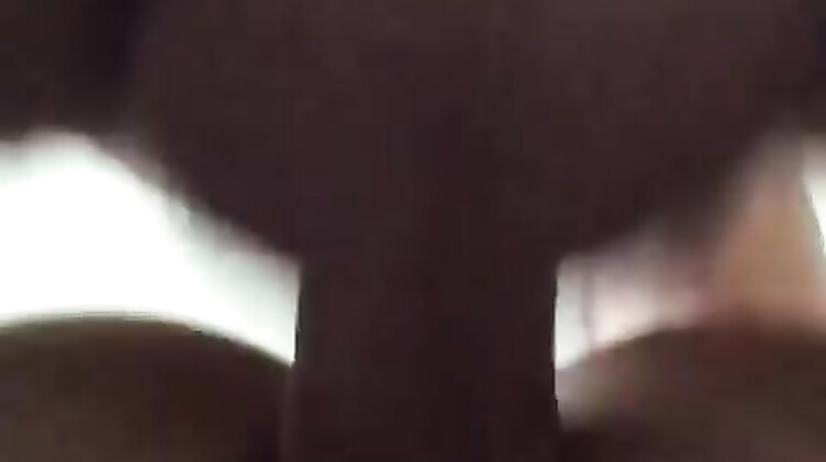 Стриптизер ебет Елену Беркову раком в отеле