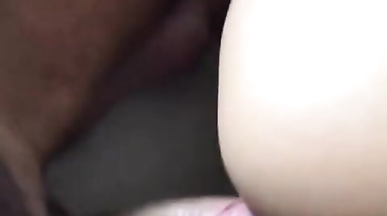 Стриптизер ебет Елену Беркову раком в отеле