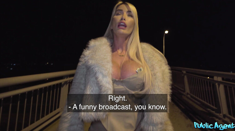 Чех запикапил милфу секс бомбу из Англии и выебал ее за деньги