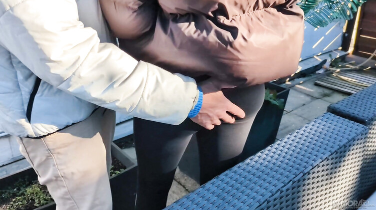 Immoral Live: Анна Белла трахается с другом отца после ярмарки