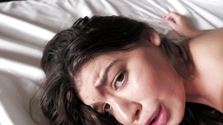 Анальное утро и сквирт с Анной Беллой после кастинга